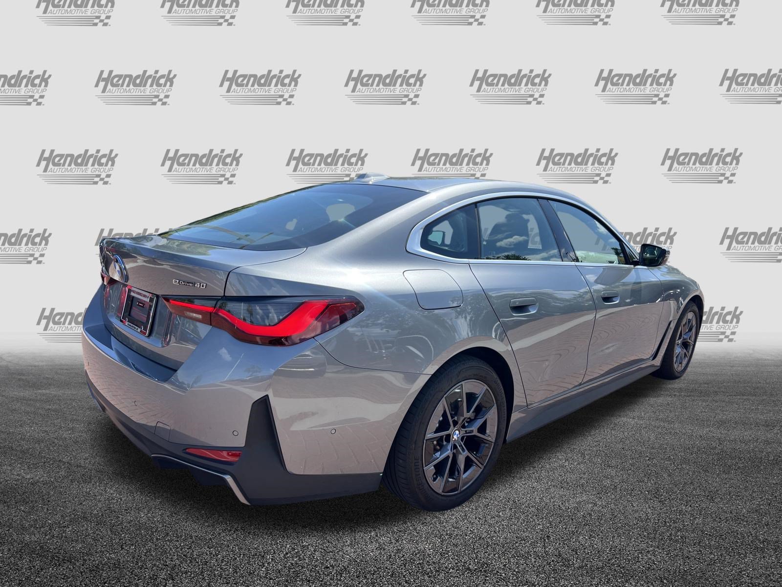 Certified 2025 BMW i4 eDrive40 w/ Parking Assistance Package RWD image 10