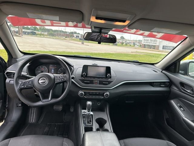 Used 2024 Nissan Altima 2.5 S FWD image 31