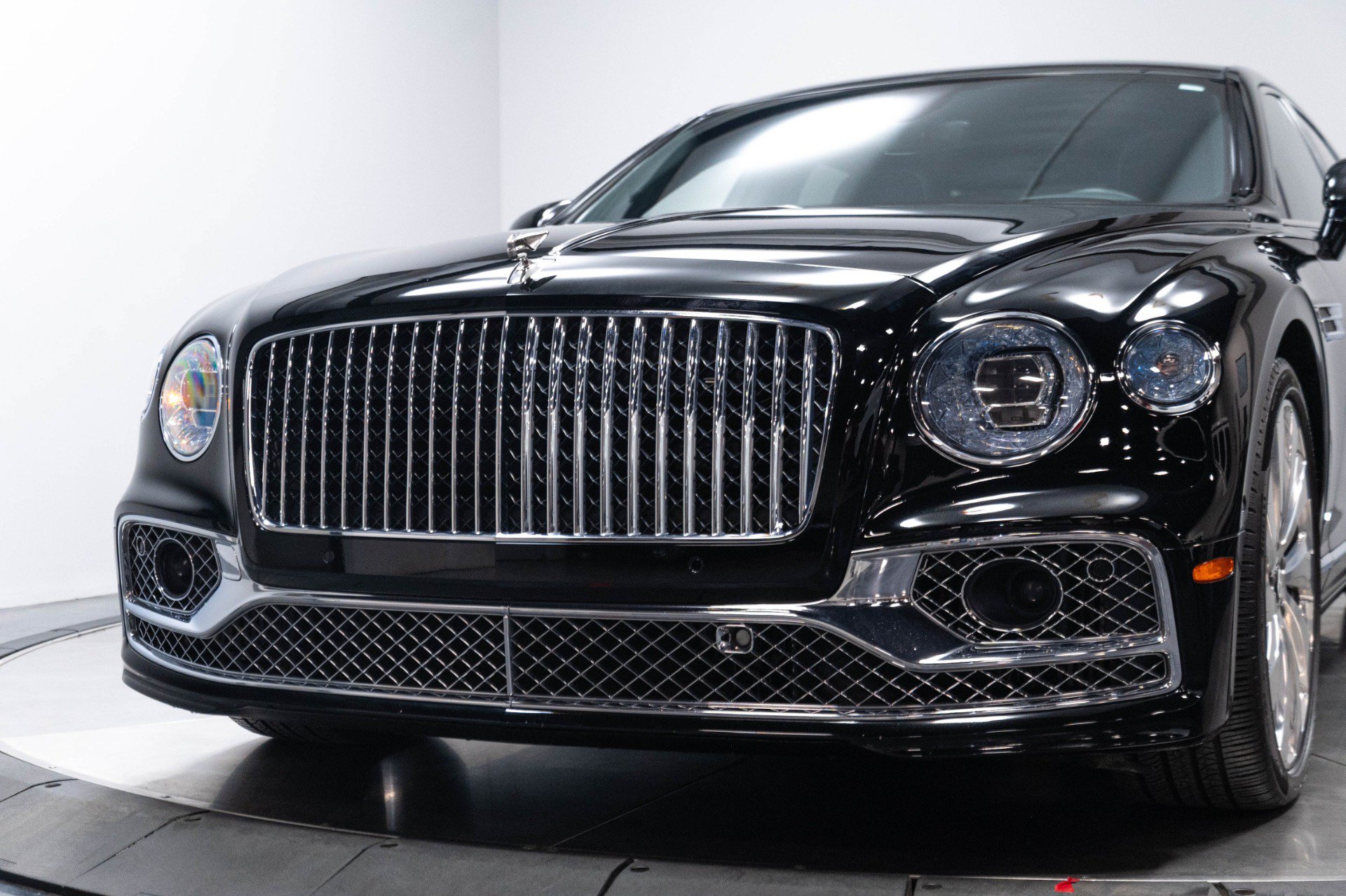 Used 2020 Bentley Flying Spur W12 AWD/4WD image 90