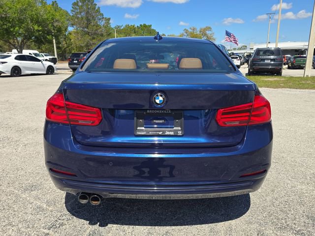 Used 2018 BMW 330i xDrive Sedan w/ Premium Package image 5