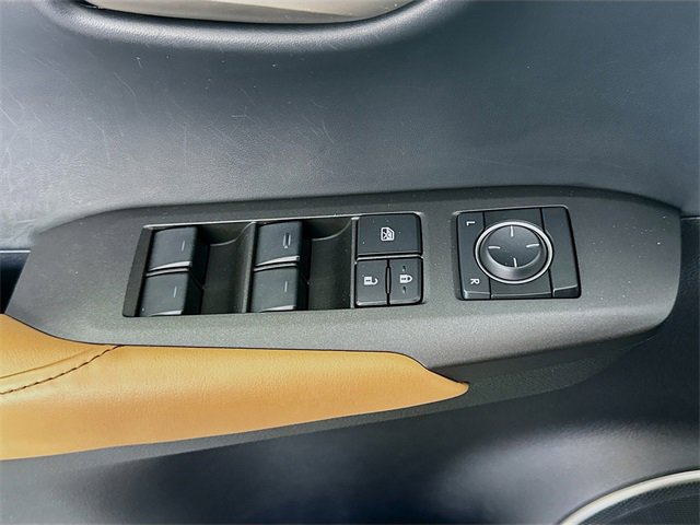 Used 2016 Lexus NX 200t AWD image 12