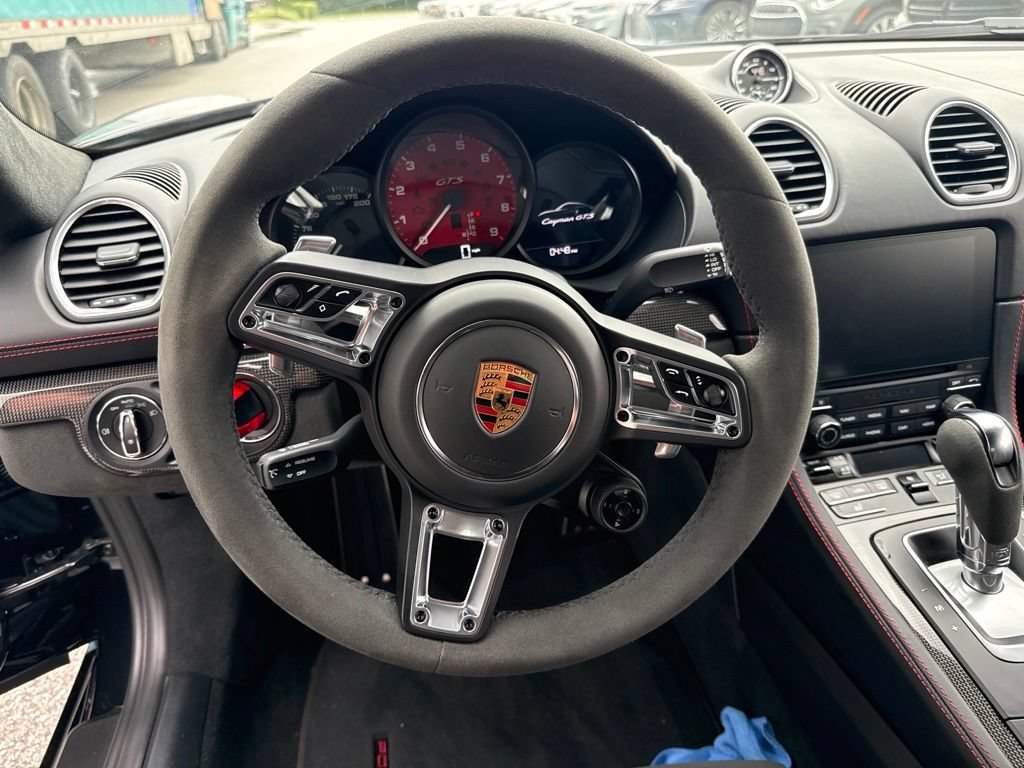 Used 2023 Porsche 718 Cayman GTS RWD image 11