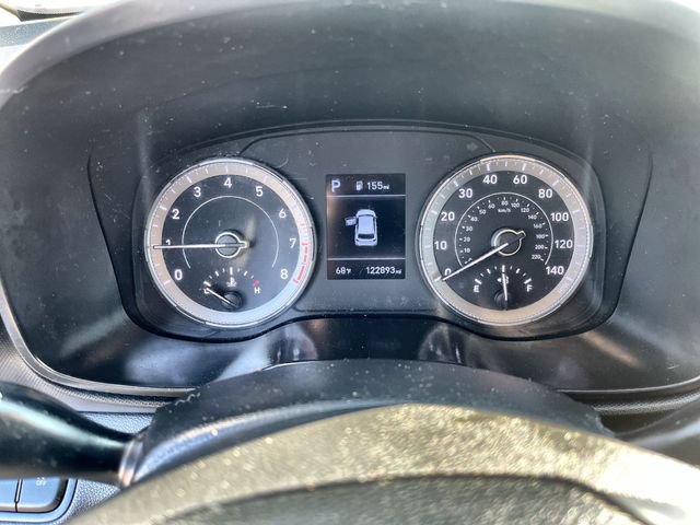 Used 2021 Hyundai Venue SE FWD image 12