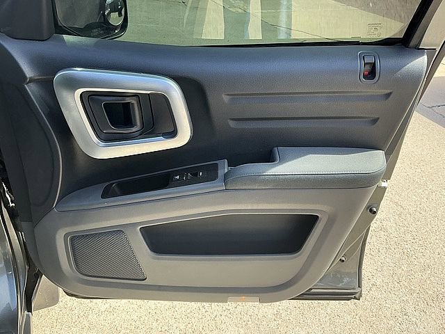Used 2007 Honda Ridgeline RTS image 10