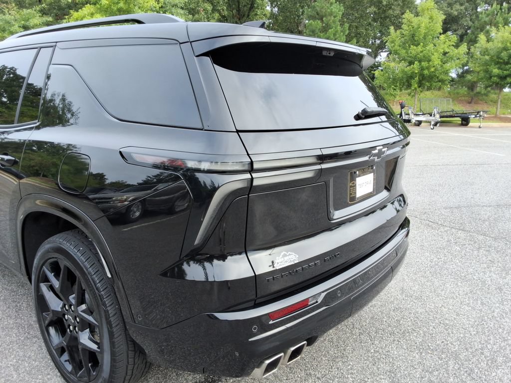 Certified 2026 Chevrolet Traverse RS w/ LPO, Floor Liner Package AWD/4WD image 13
