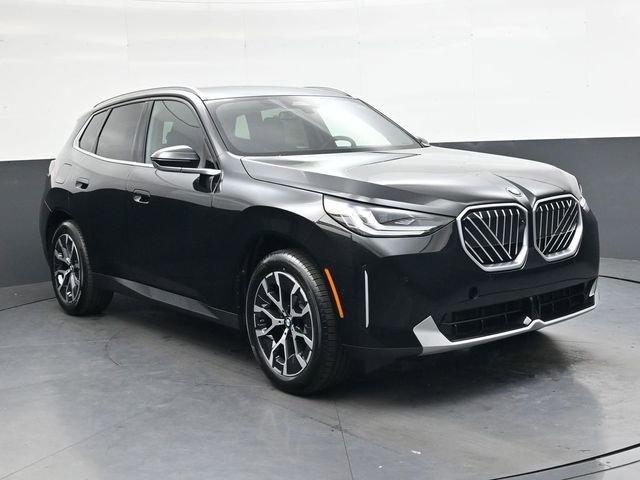 Used 2026 BMW X3 xDrive30 w/ Premium Package image 2
