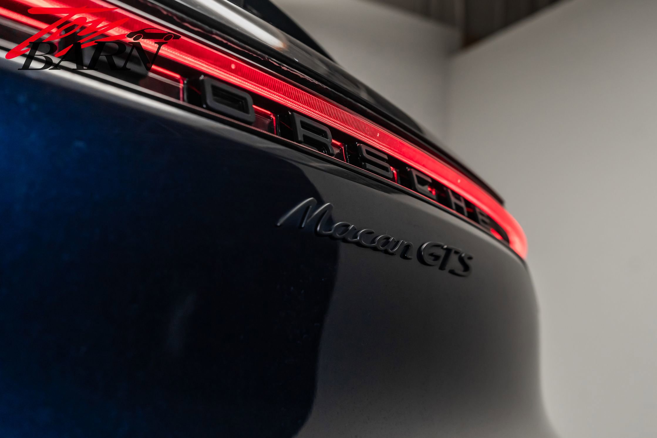 Used 2023 Porsche Macan GTS image 12