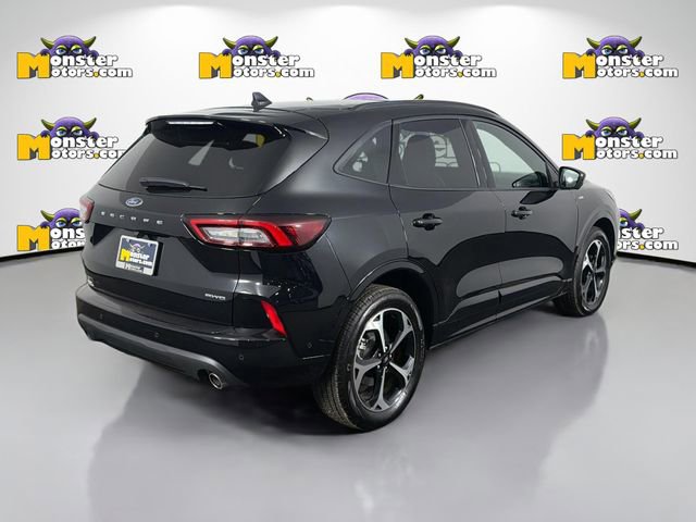 Used 2023 Ford Escape ST-Line Elite w/ Premium Technology Package image 5
