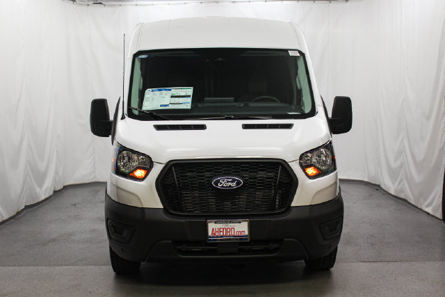 New 2027 Ford Transit 250 148 Medium Roof w/ Load Area Protection Package RWD image 3