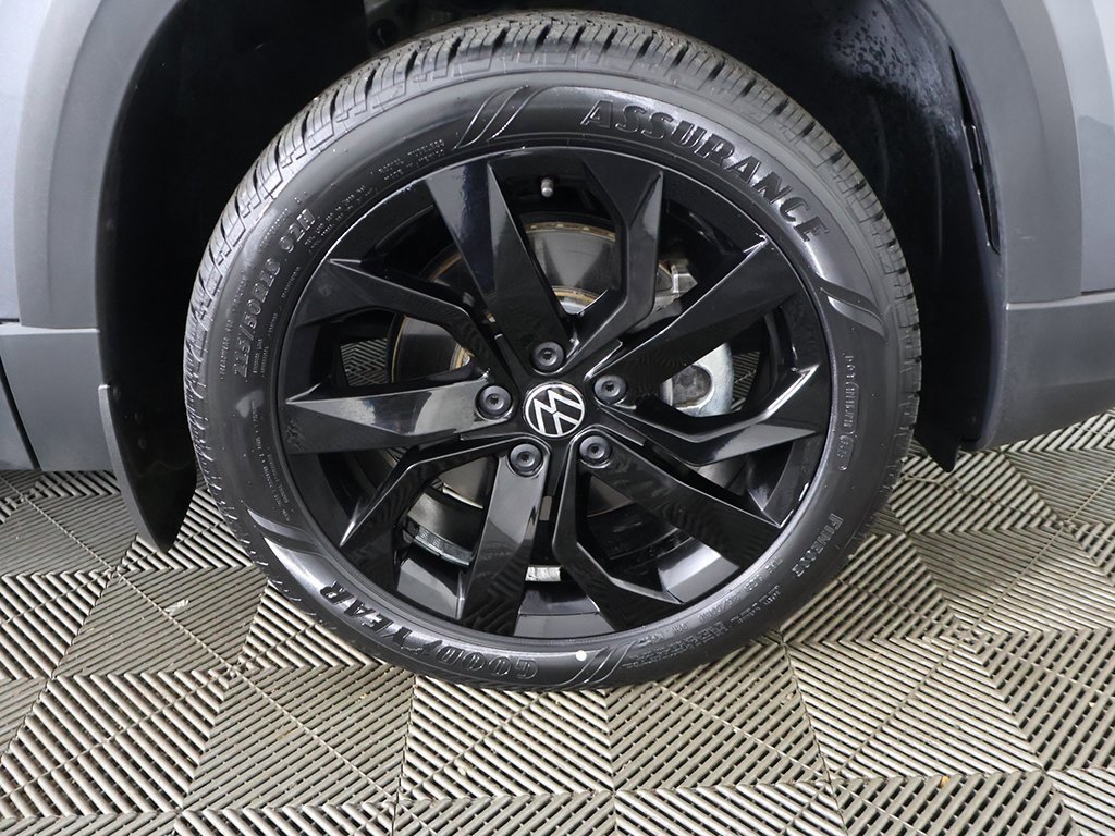 Used 2022 Volkswagen Taos SE image 22