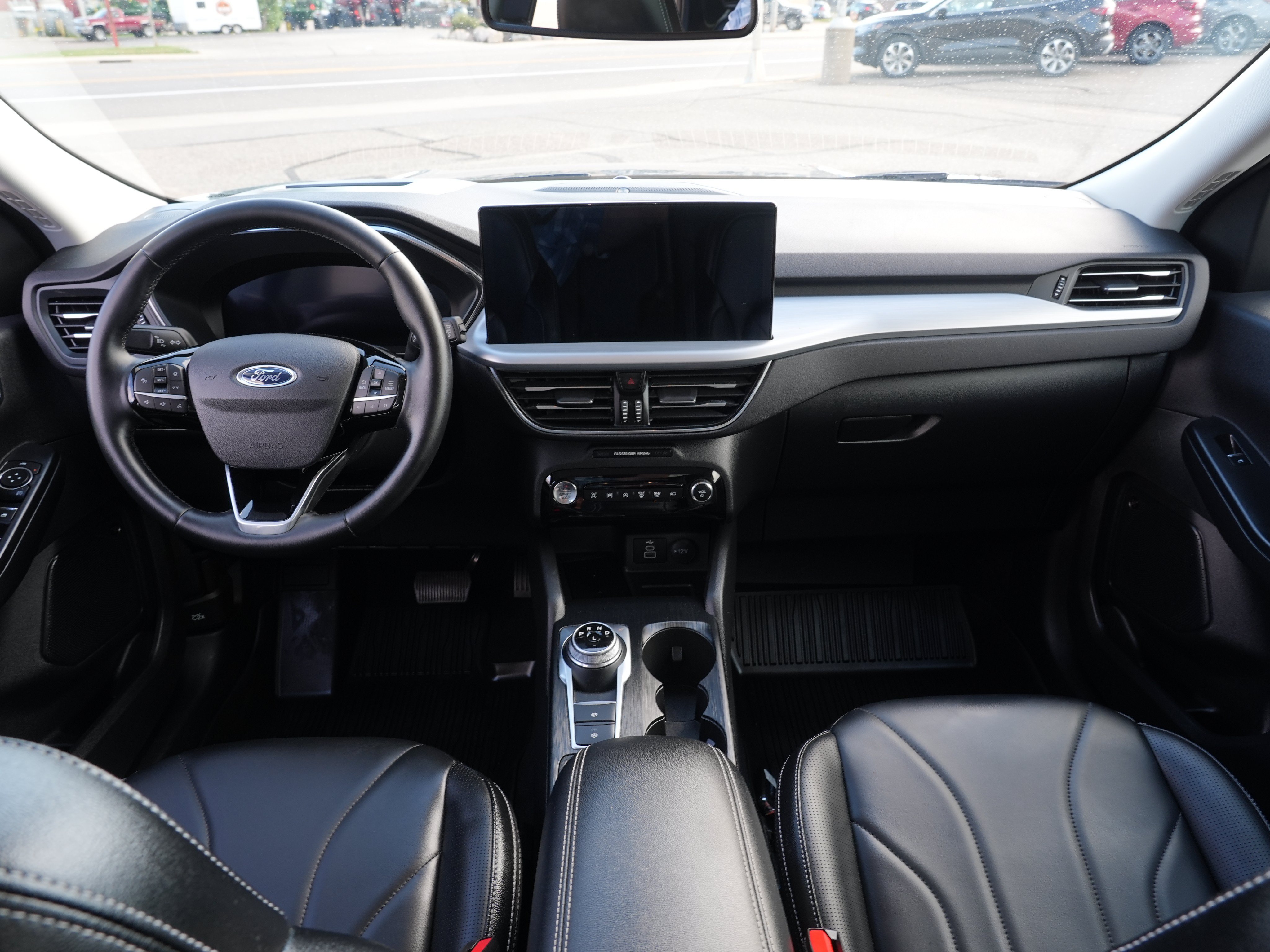 Used 2025 Ford Escape Platinum w/ Premium Technology Package AWD/4WD image 28