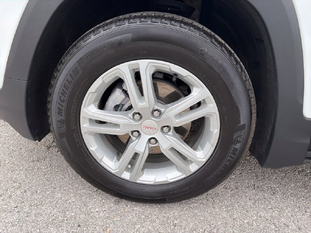 Used 2023 GMC Terrain SLT FWD image 26