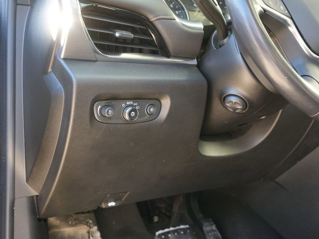 Used 2021 Chevrolet Traverse Premier w/ LPO, Floor Liner Package image 17