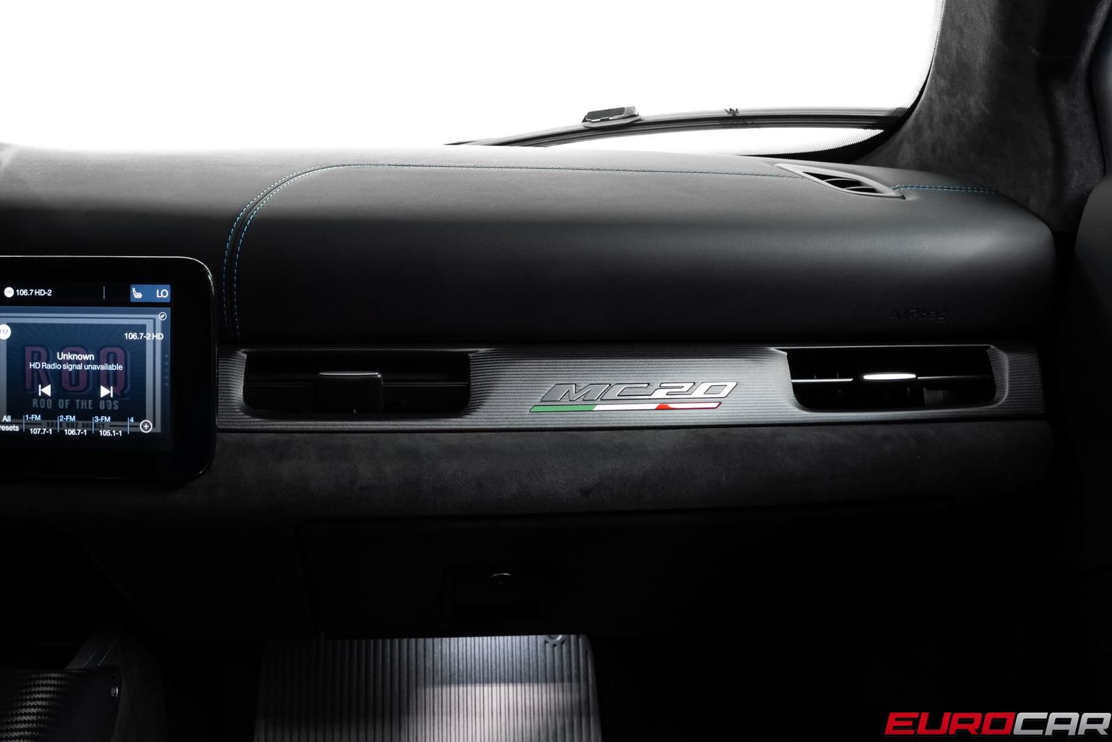 Used 2023 Maserati MC20 Coupe RWD image 37