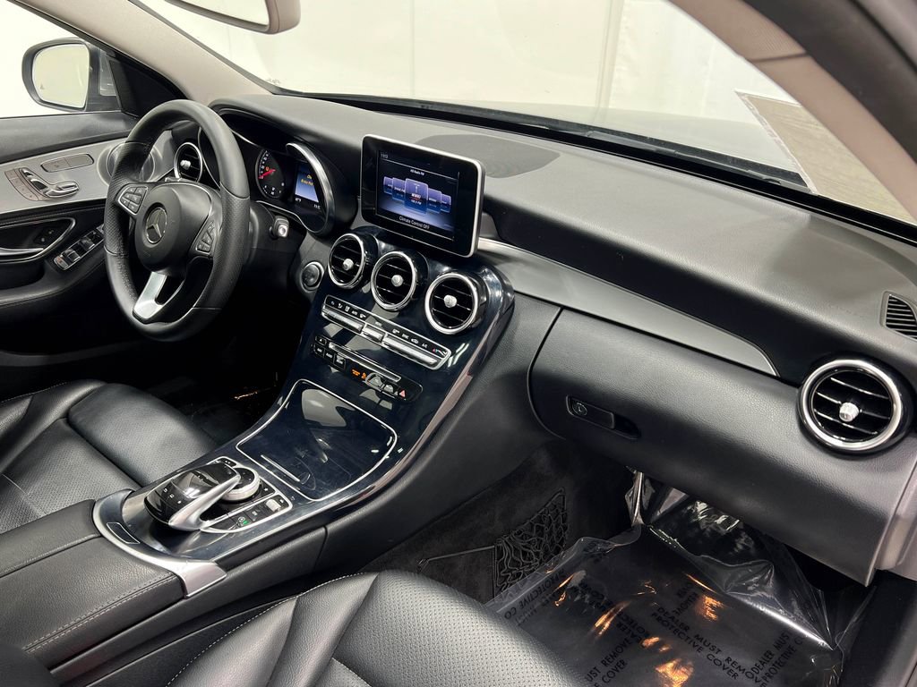 Used 2015 Mercedes-Benz C 300 4MATIC Sedan image 22