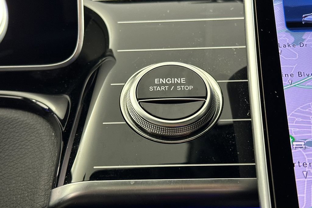 Certified 2026 Mercedes-Benz S 580e 4MATIC Sedan image 29