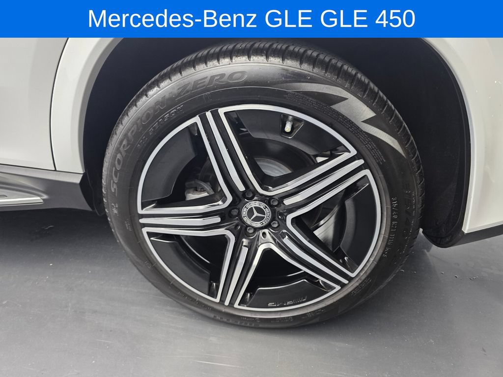Used 2025 Mercedes-Benz GLE 450 4MATIC image 17