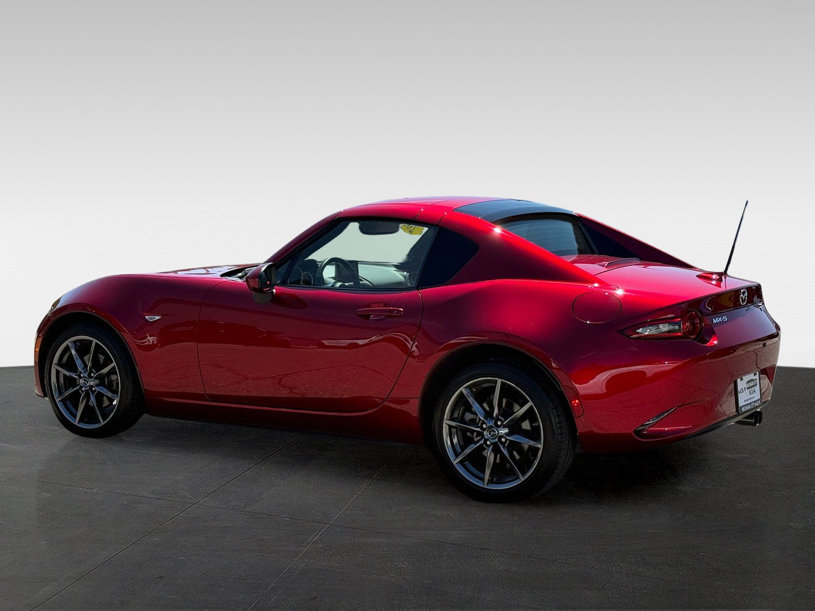 Used 2019 MAZDA MX-5 Miata RF Grand Touring RWD image 7