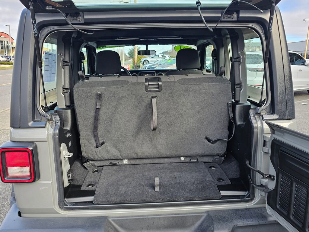 Used 2021 Jeep Wrangler Sport AWD/4WD image 11