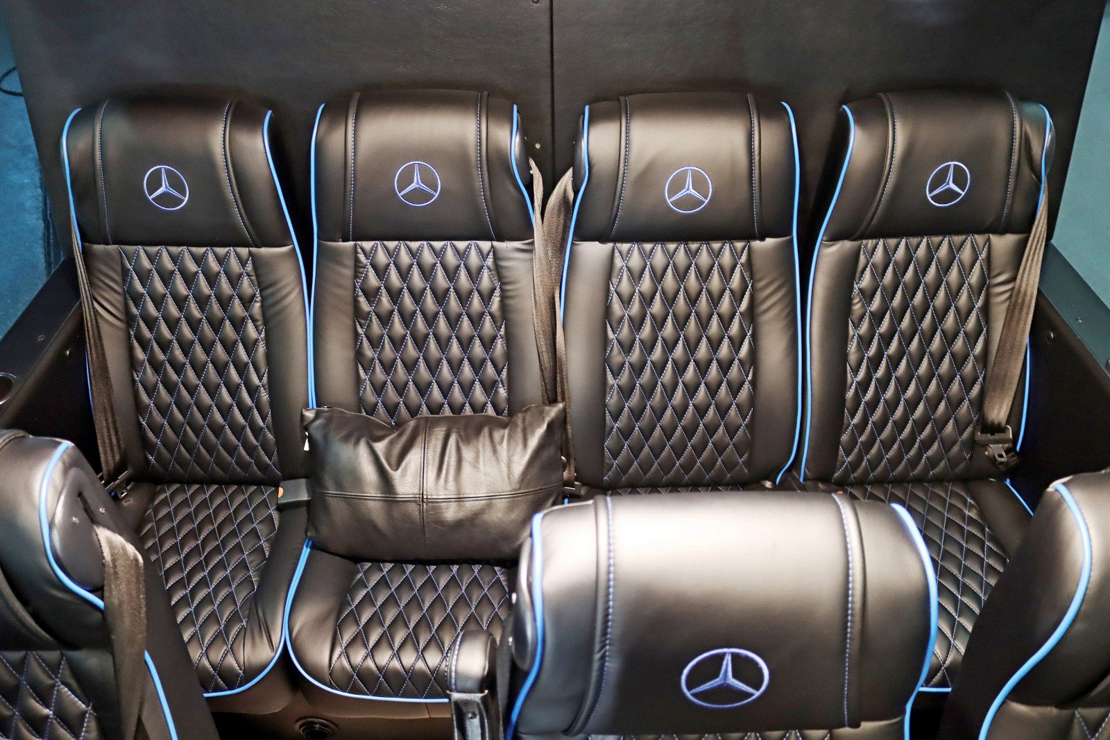 Used 2019 Mercedes-Benz Sprinter 170 image 32