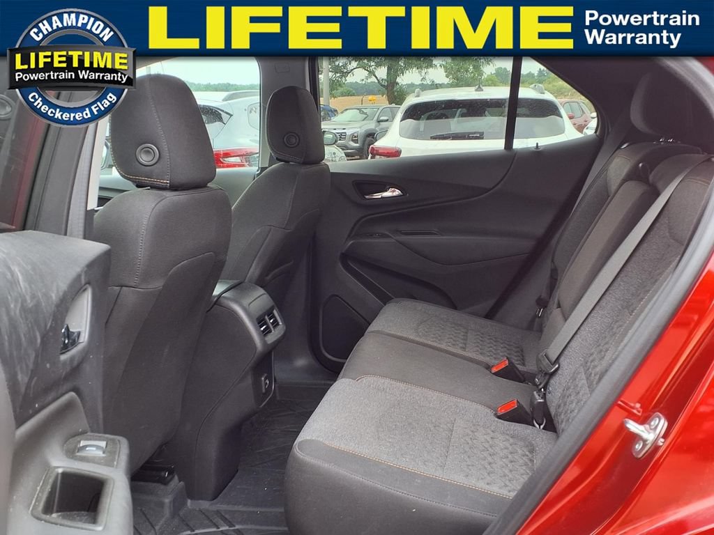 Used 2024 Chevrolet Equinox LT w/ LPO, Floor Liner Package FWD image 11
