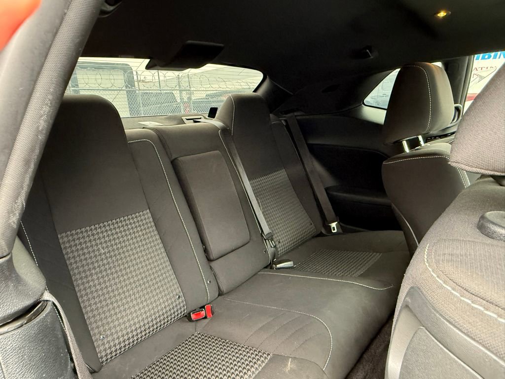 Used 2019 Dodge Challenger SRT Hellcat w/ Driver Convenience Group RWD image 2