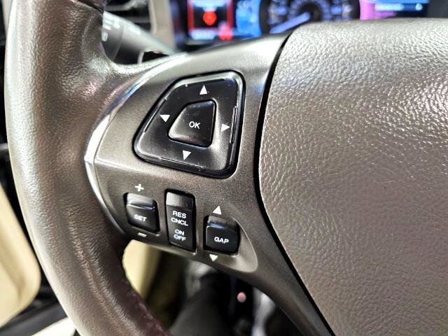 Used 2014 Lincoln MKS AWD w/ Equipment Group 101A image 11