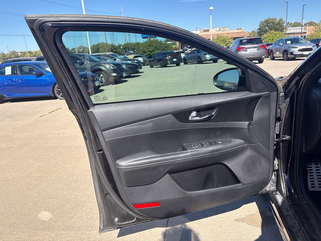 Used 2020 Kia Forte GT-Line FWD image 9