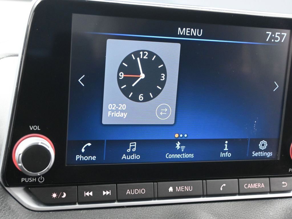 Used 2022 Nissan Sentra SV w/ Trunk Package image 9