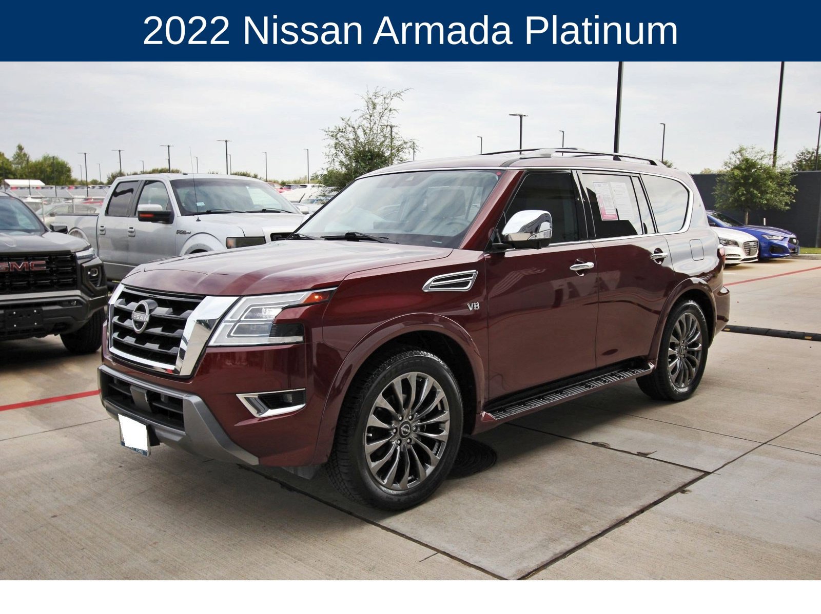 Used 2022 Nissan Armada Platinum w/ Captain's Chairs Package RWD image 2