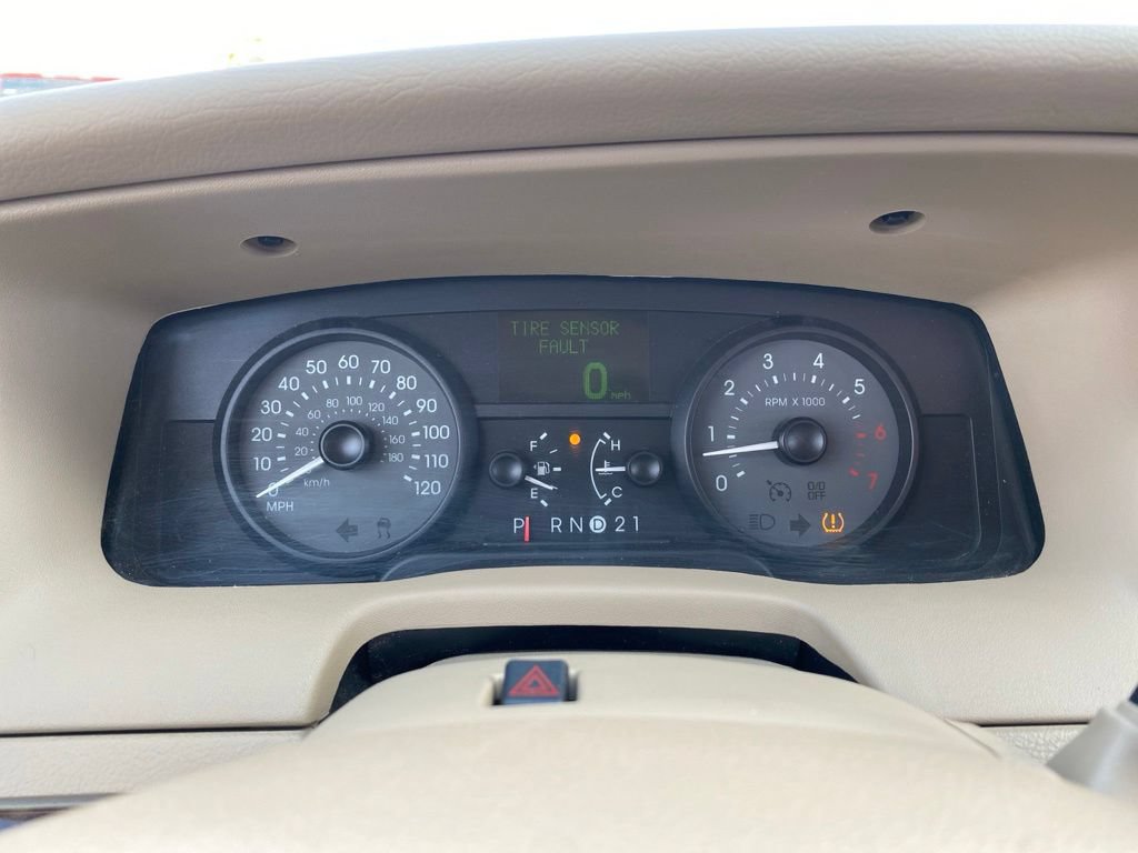 Used 2011 Mercury Grand Marquis LS RWD image 21