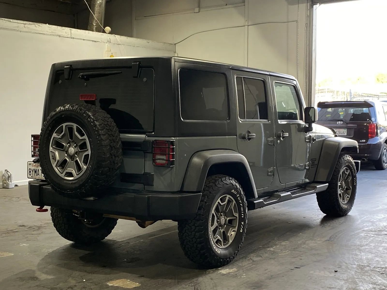 Used 2015 Jeep Wrangler Unlimited Sport w/ Connectivity Group image 4