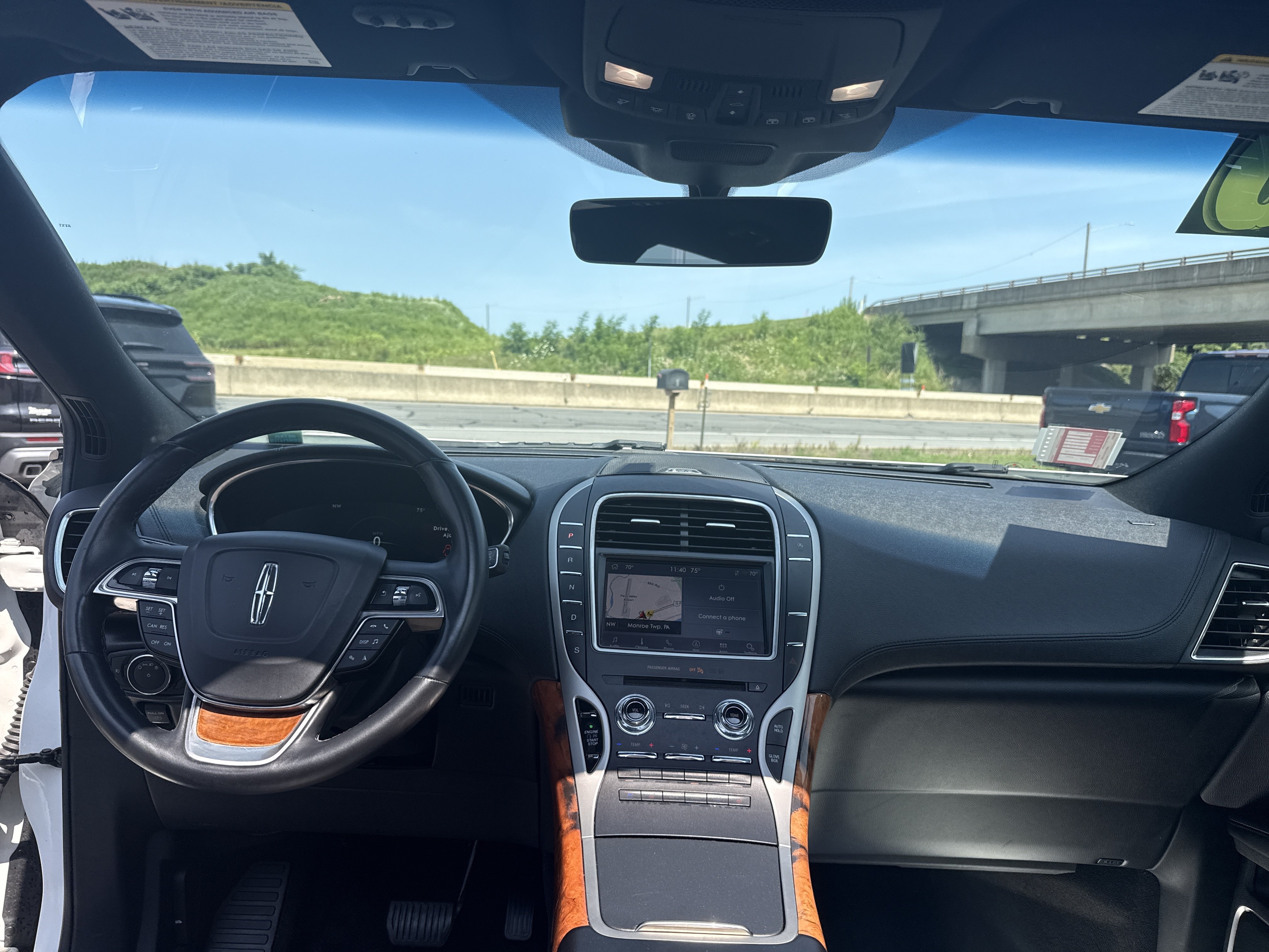 Used 2020 Lincoln Nautilus Reserve AWD/4WD image 15