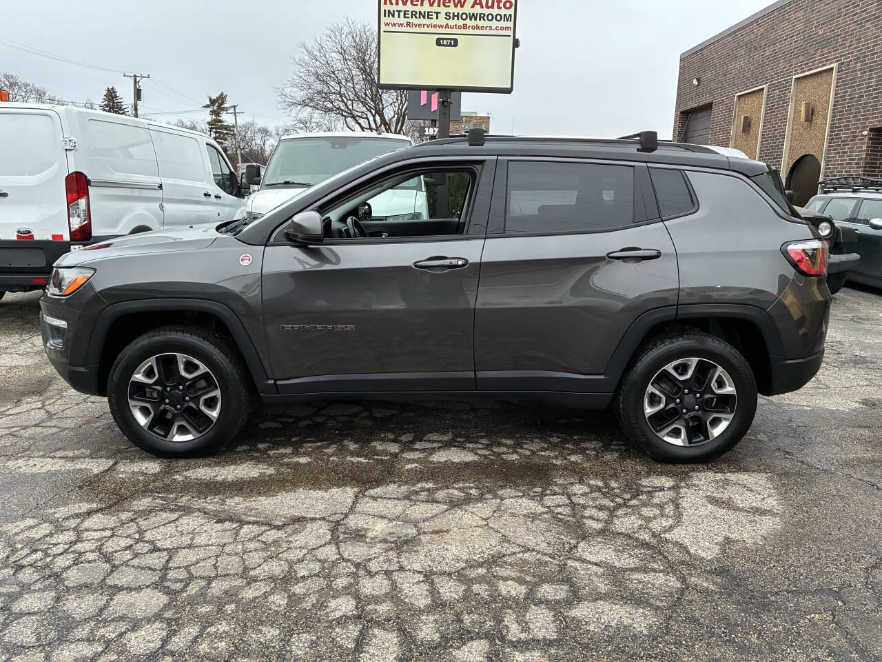 Used 2018 Jeep Compass Trailhawk image 9