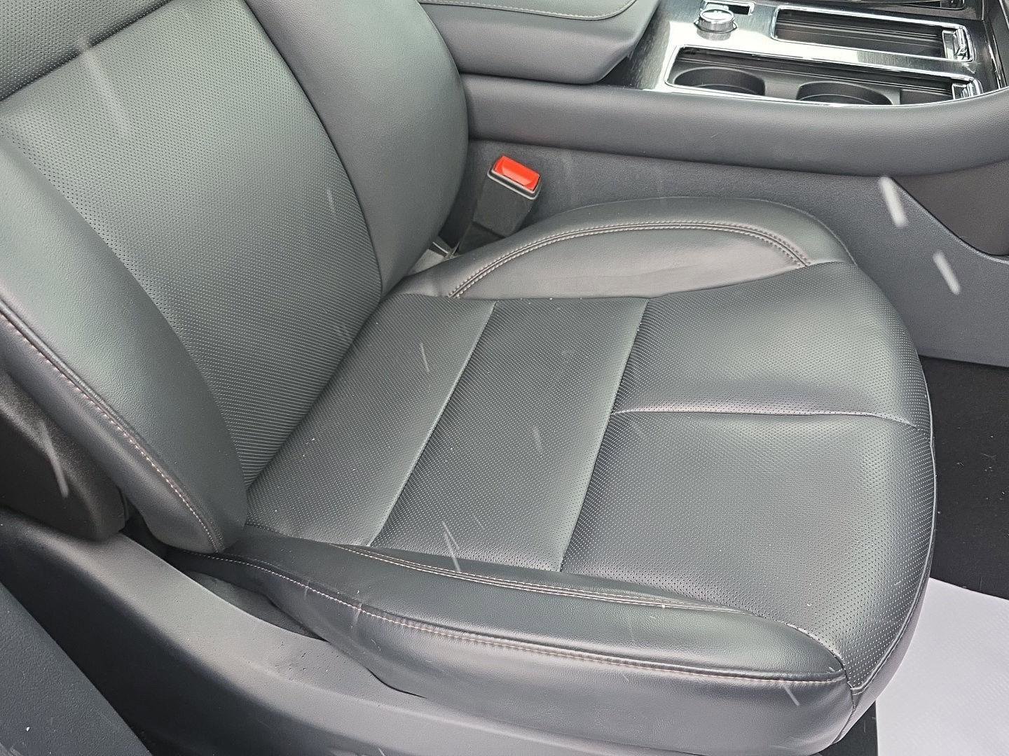 Used 2025 Lincoln Aviator AWD image 34