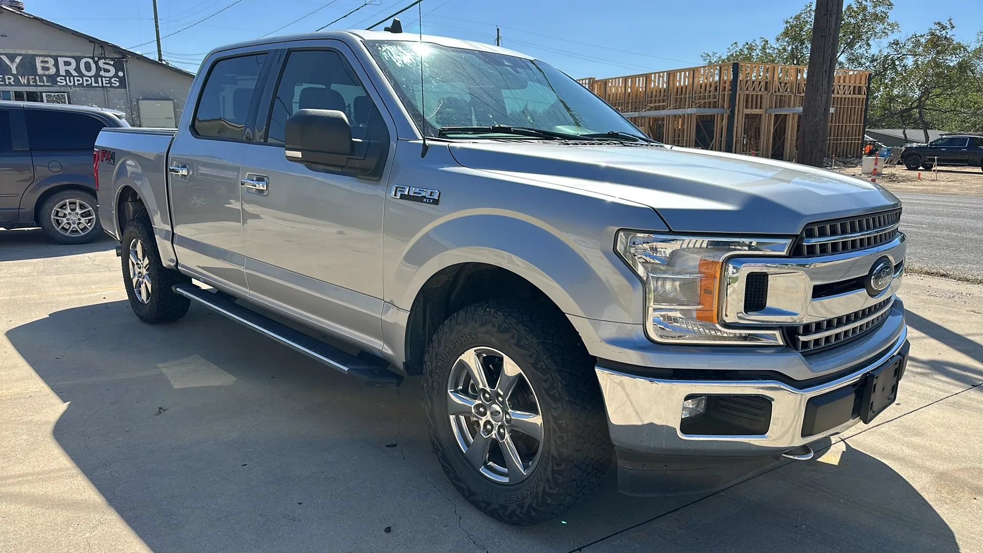 Used 2020 Ford F150 XLT w/ Equipment Group 302A Luxury AWD/4WD image 8