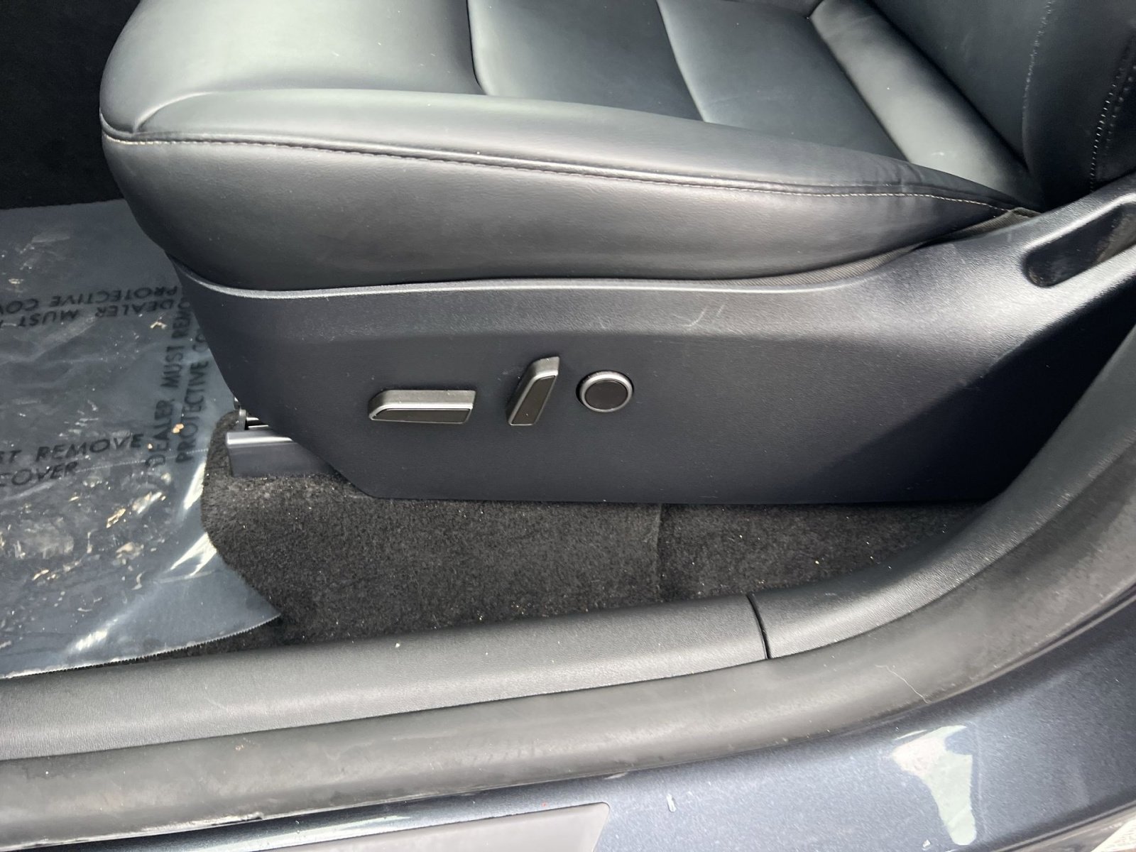 Used 2024 Tesla Model Y Performance image 14