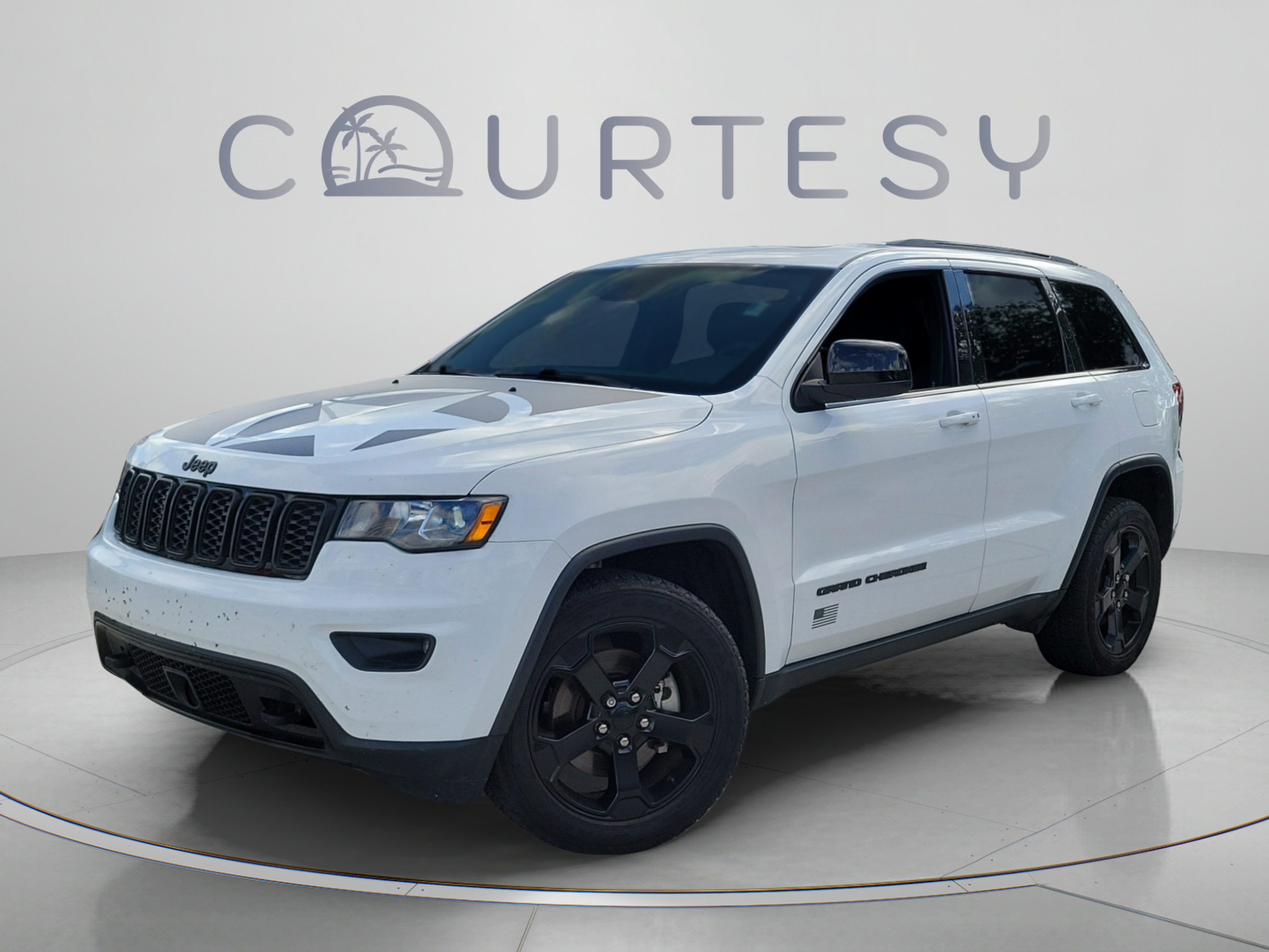 Used 2021 Jeep Grand Cherokee Freedom Edition AWD/4WD image 1