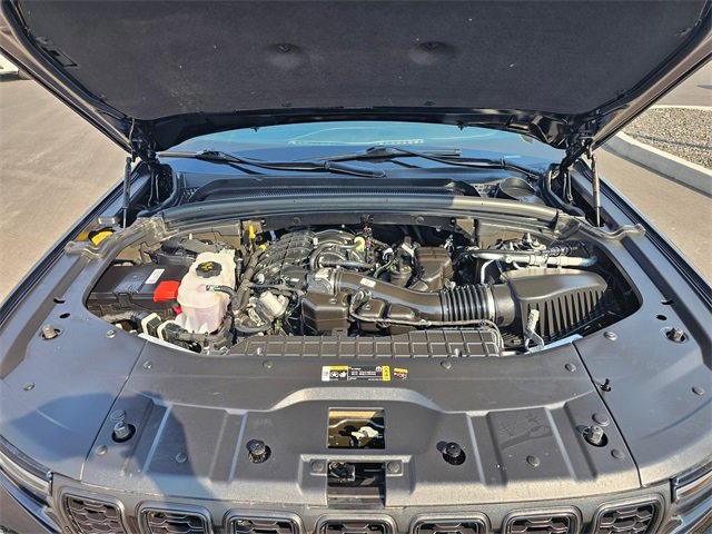 Used 2025 Jeep Grand Cherokee Altitude image 9