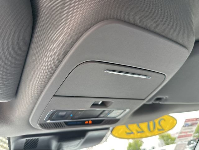 Used 2022 Ford F150 Lariat w/ Equipment Group 501A Mid AWD/4WD image 15