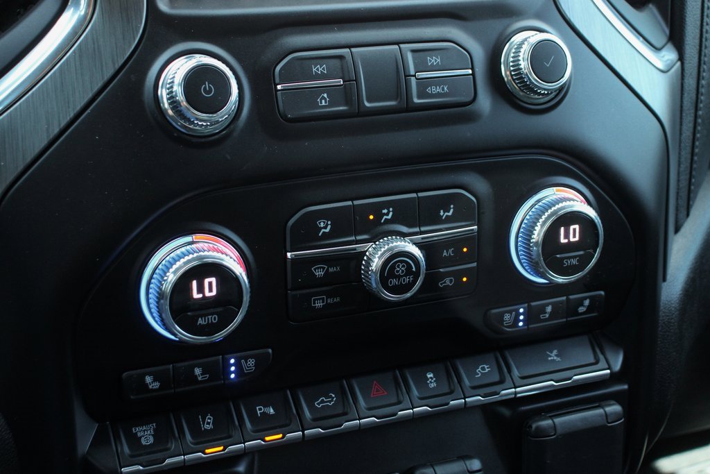 Used 2023 GMC Sierra 3500 Denali w/ Denali Ultimate Package image 33