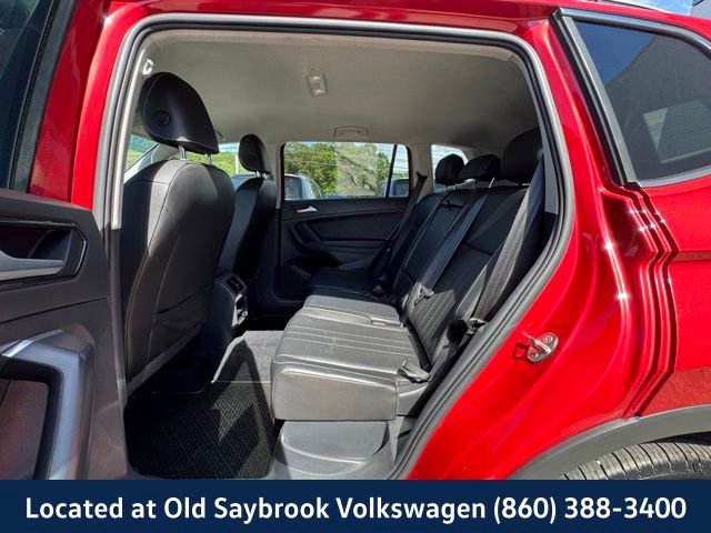 Used 2022 Volkswagen Tiguan SE image 9