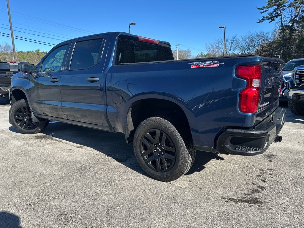 Used 2023 Chevrolet Silverado 1500 Custom Trail Boss AWD/4WD image 3