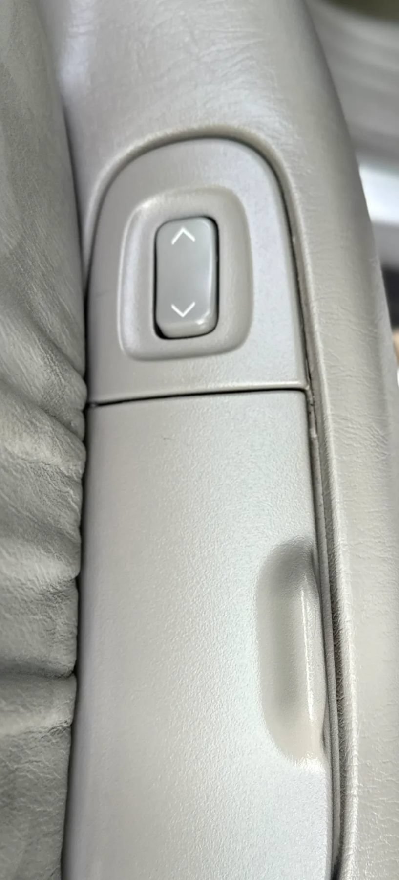 Used 1999 Cadillac Seville SLS w/ Convenience Pkg FWD image 26