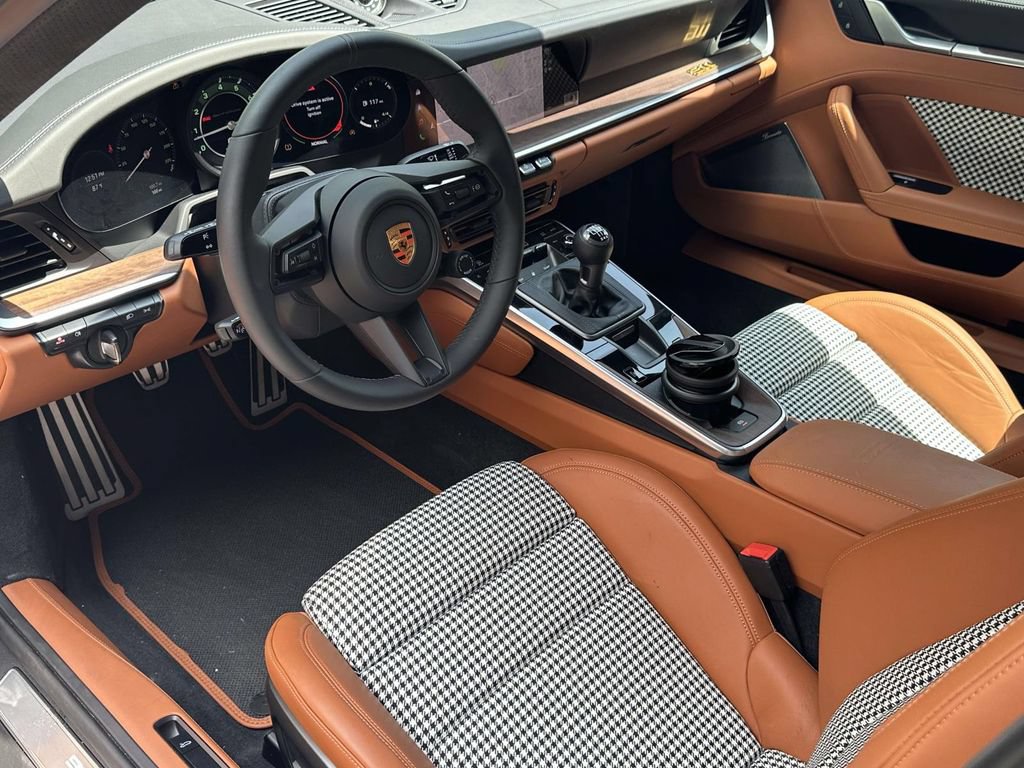 Used 2023 Porsche 911 Sport Classic RWD image 11