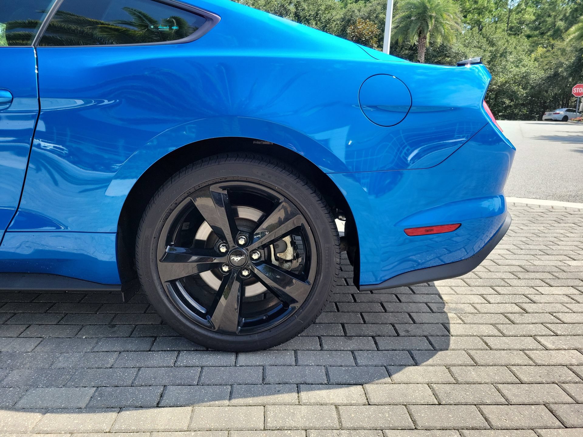 Used 2021 Ford Mustang GT w/ Black Accent Package RWD image 8