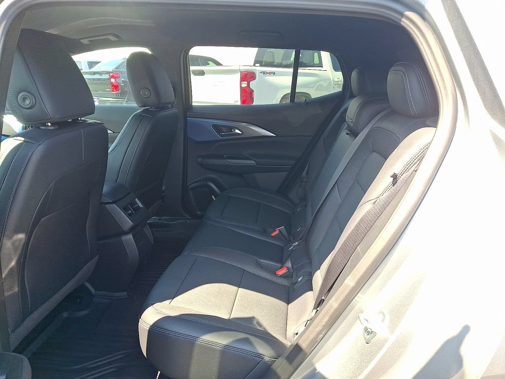 New 2026 Chevrolet Equinox EV LT FWD image 5