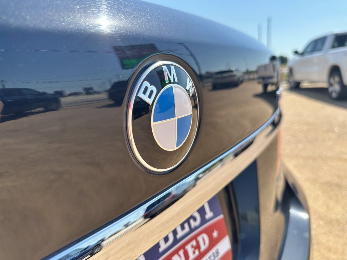 Used 2014 BMW 750Li RWD image 11
