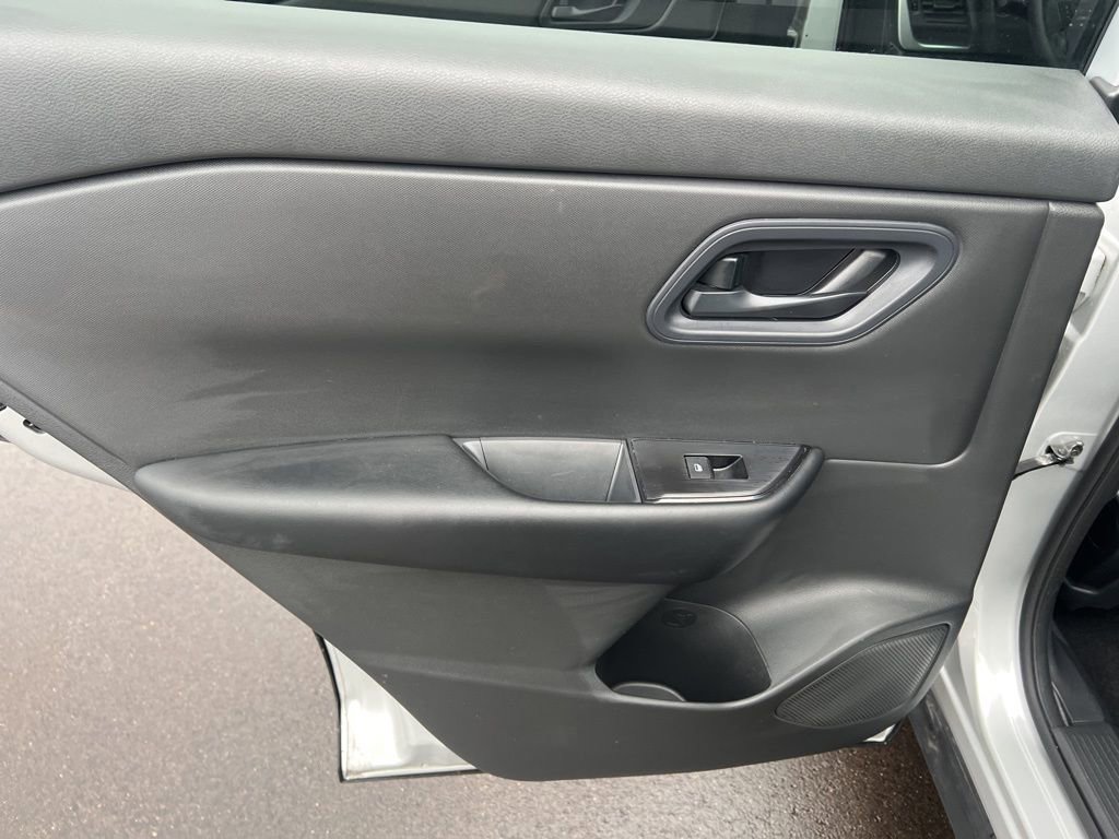 Certified 2024 Nissan Rogue S image 11