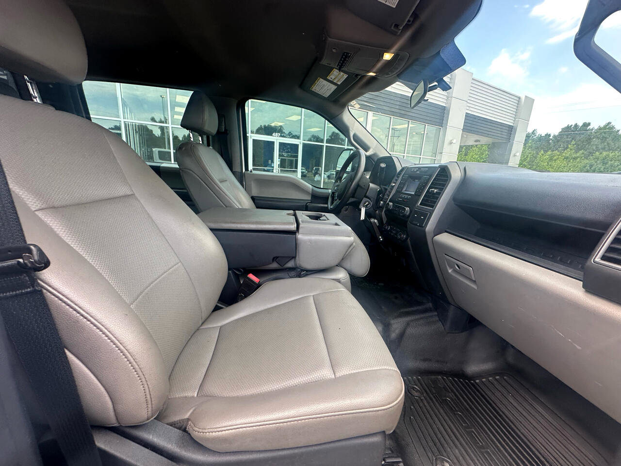 Used 2022 Ford F350 XL w/ Power Equipment Group image 15